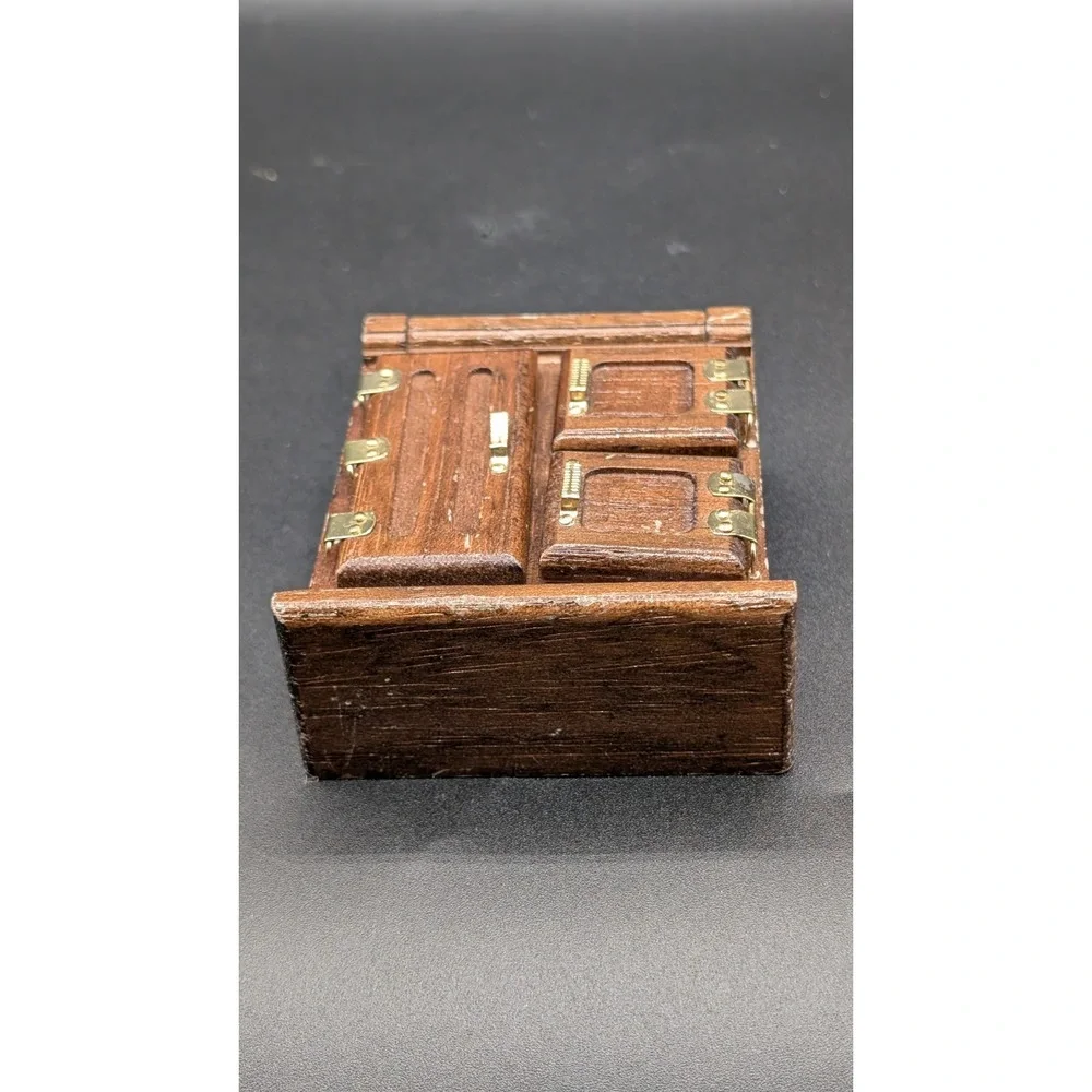 Vintage Wooden Ice Box Dollhouse Miniature Furniture 1:12 Scale